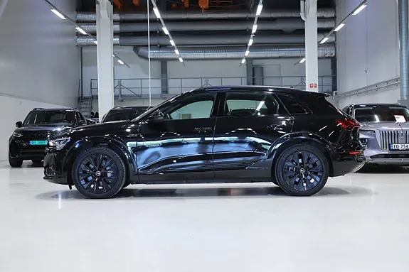 Audi Q8 E-Tron 2024 photo 4
