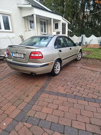 Volvo S40