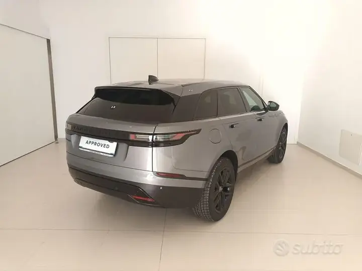Land Rover Velar 2024 photo 2