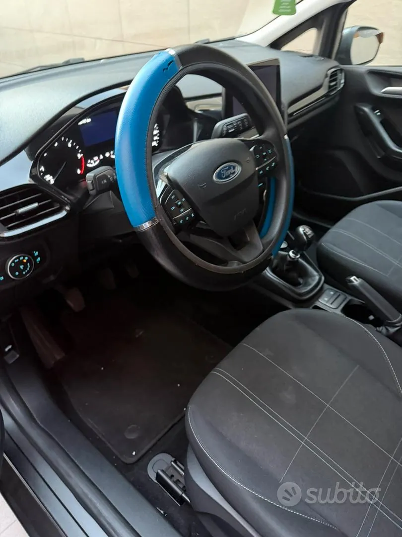 Ford Fiesta 2019 photo 3