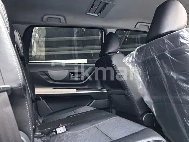 Toyota Veloz 2026 photo 5