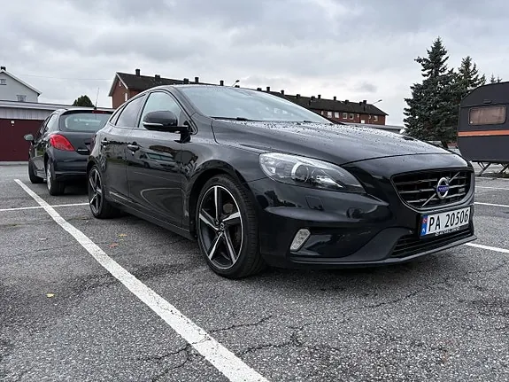 Volvo V40
