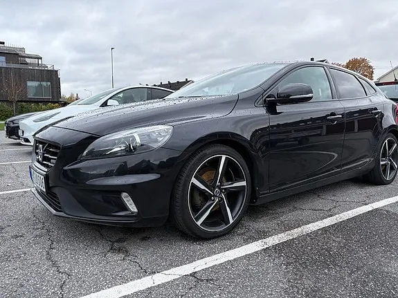 Volvo V40 2015 photo 2