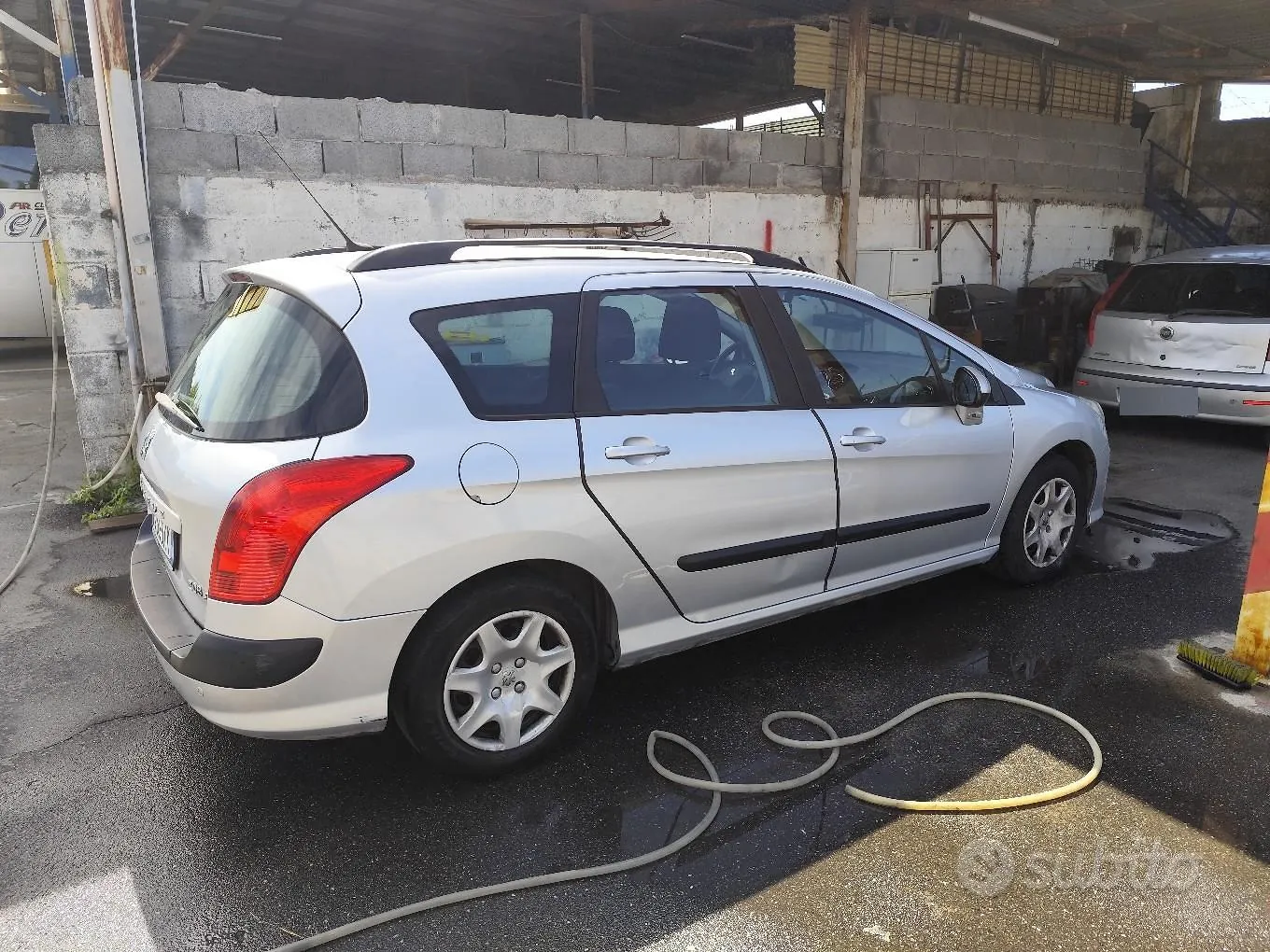 Peugeot 308 2011 photo 3
