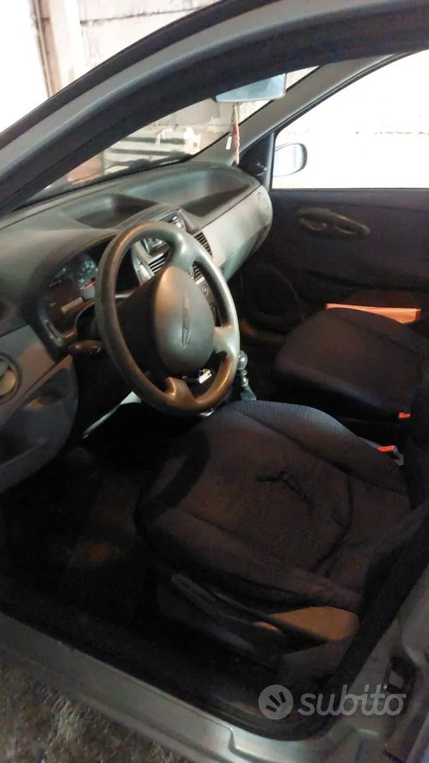 Fiat Punto 2002 photo 4