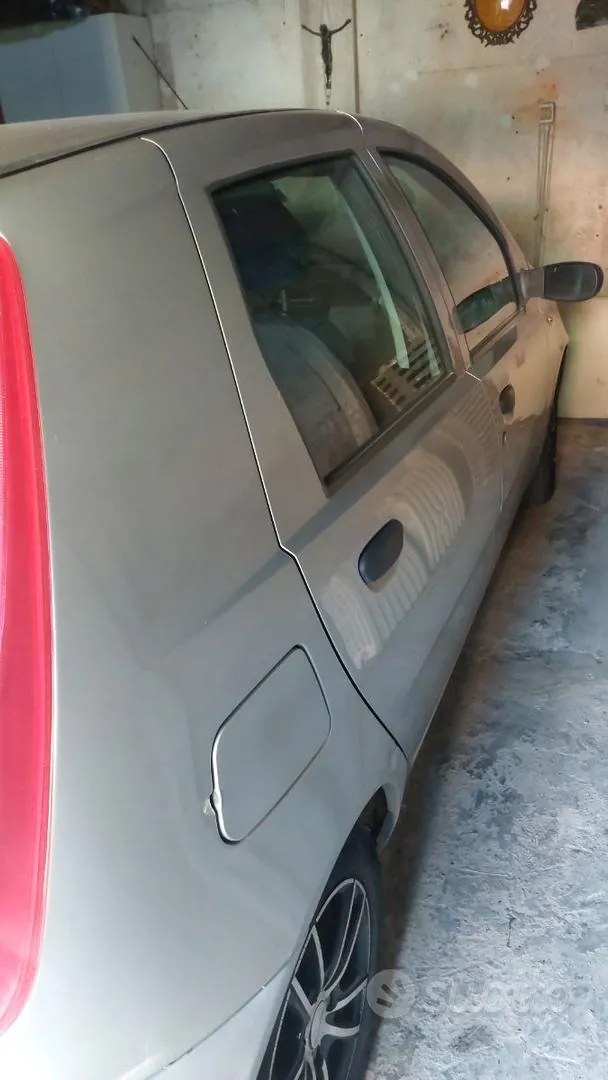 Fiat Punto 2002 photo 3