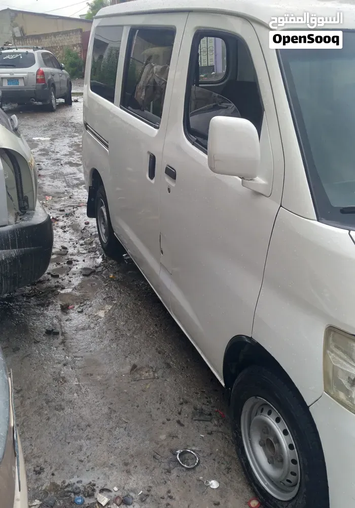 Daihatsu Other 2013 photo 3