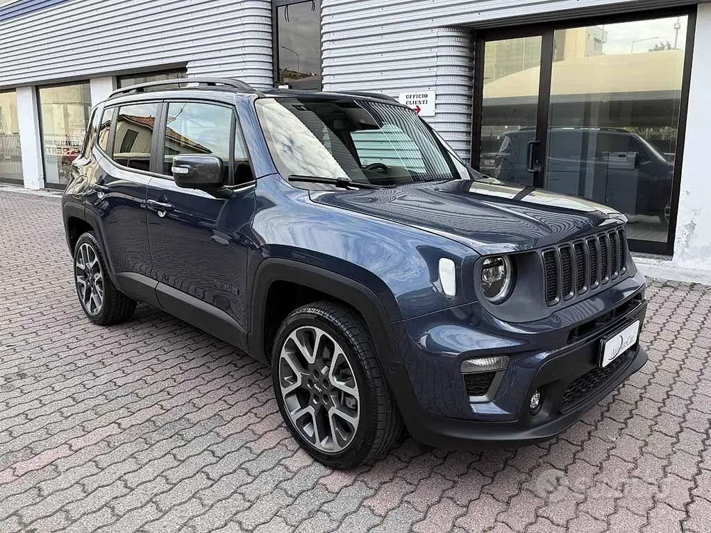 Jeep Renegade 2022 photo 3