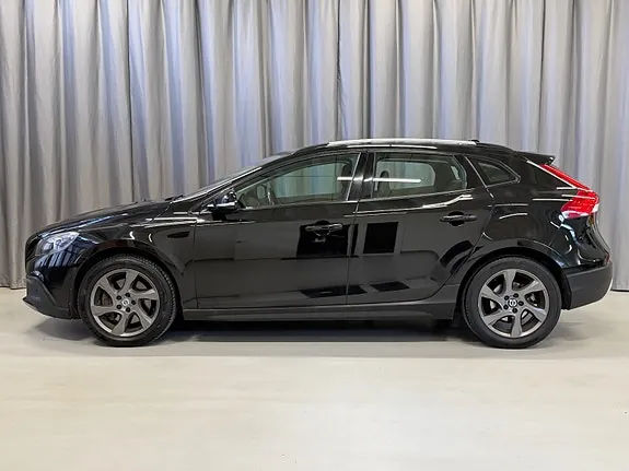 Volvo V40 Cross Country 2016 photo 3