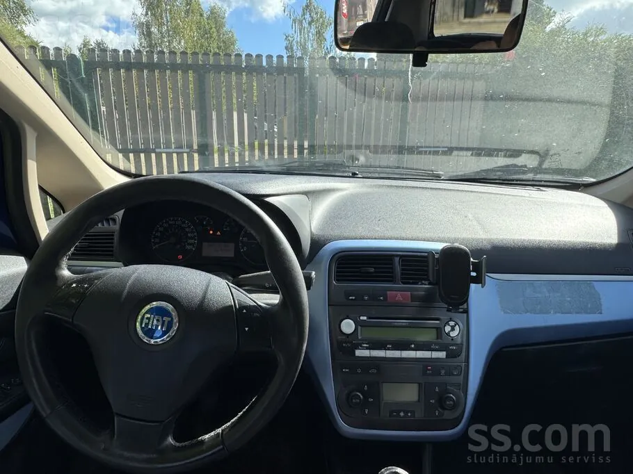 Fiat Punto 2006 photo 3