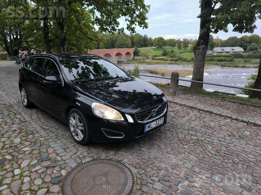 Volvo V60 2011 photo 3