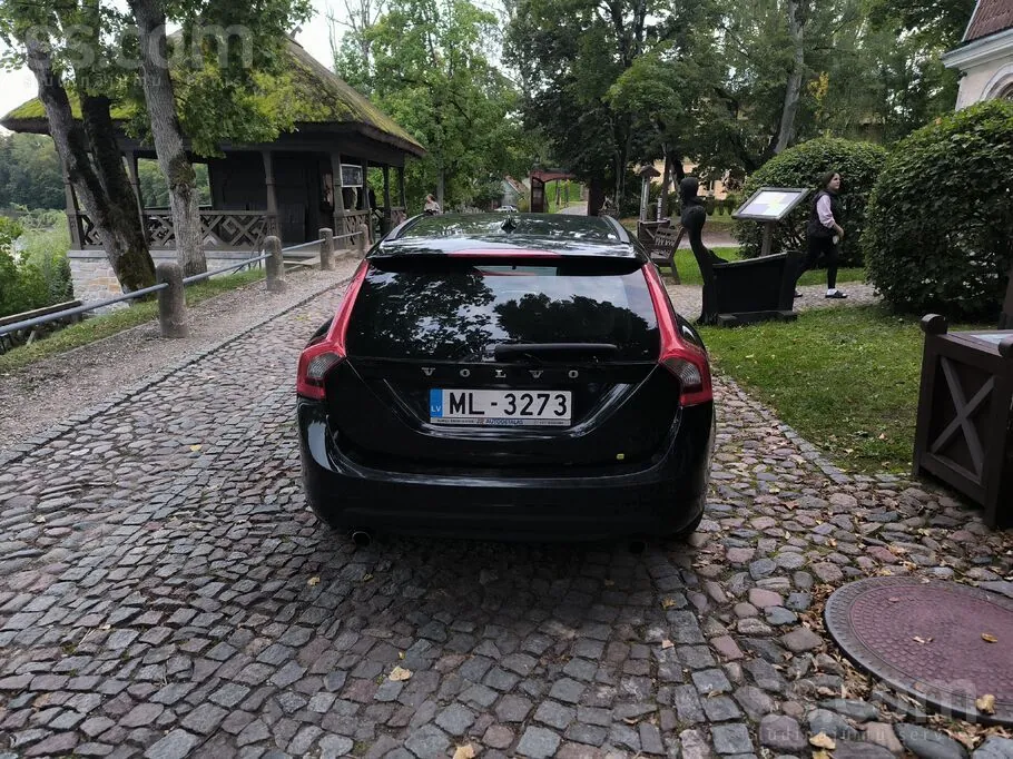 Volvo V60 2011 photo 5