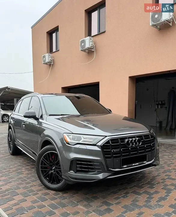 Audi Q7