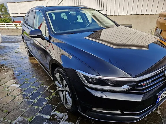 Volkswagen Passat 2015 photo 2