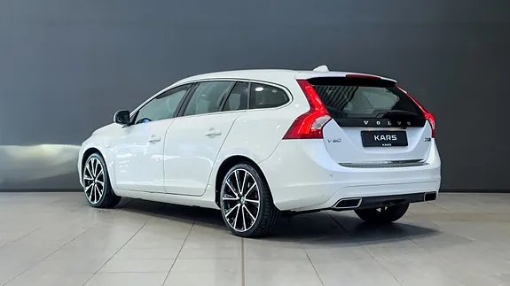 Volvo V60 2017 photo 3