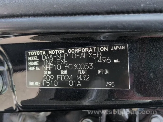 Toyota Aqua 2012 photo 5