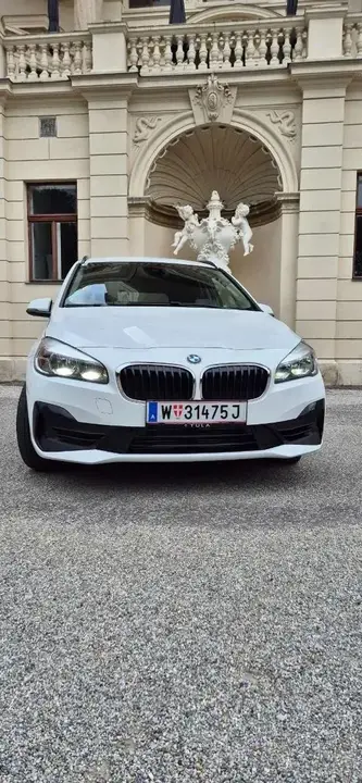 BMW 2 Series 2019 photo 2
