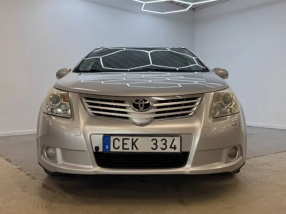 Toyota Avensis 2009 photo 3
