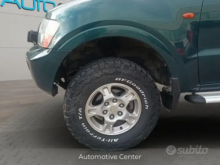 Mitsubishi Pajero 2002 photo 4