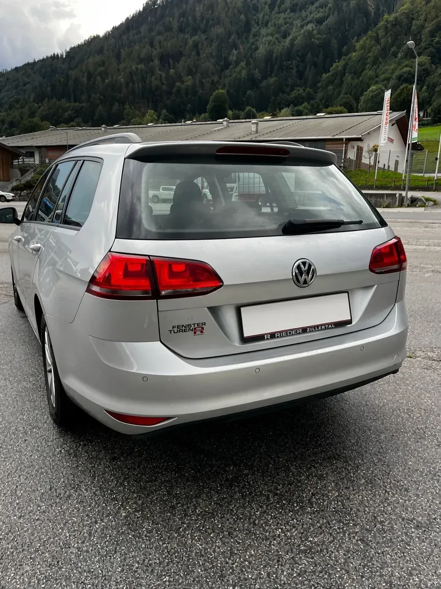 Volkswagen Golf 2015 photo 2