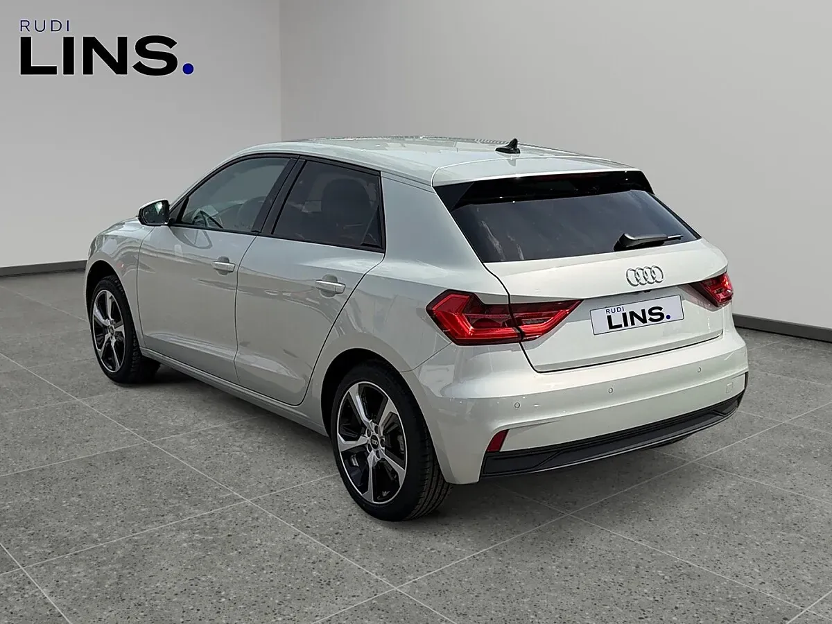 Audi A1 2026 photo 3