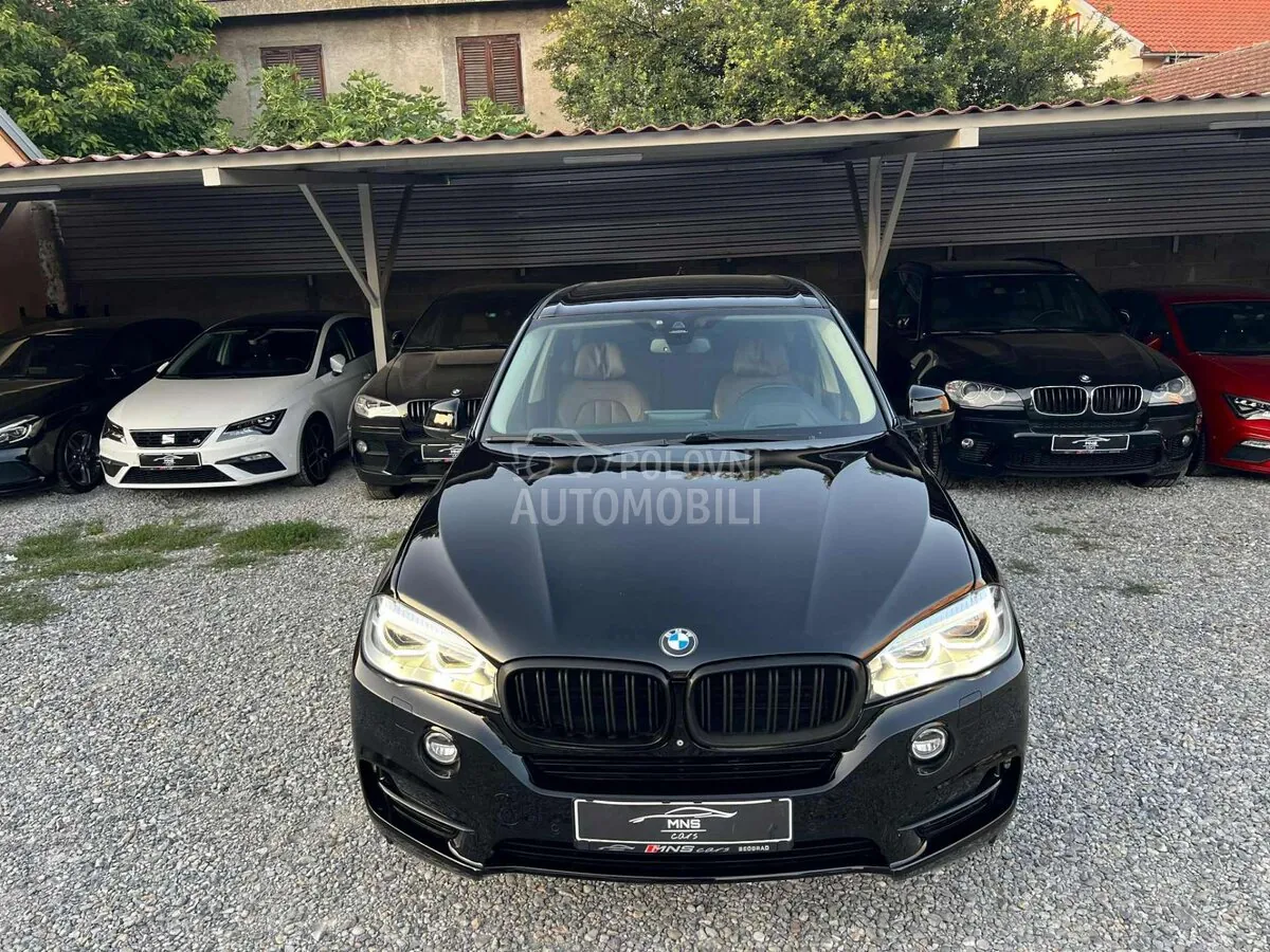 BMW X5 2015 photo 2