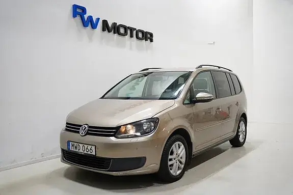 Volkswagen Touran 2013 photo 2
