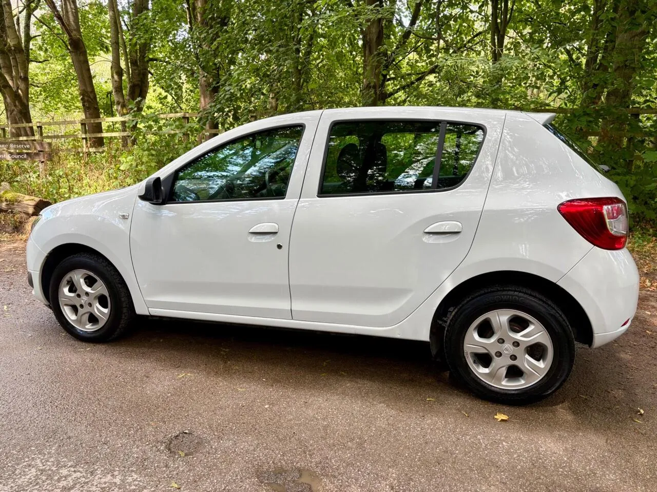 Dacia Sandero 2017 photo 3