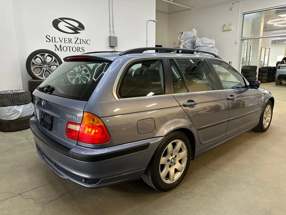 BMW 3 Series 2002 photo 4