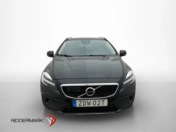Volvo V40 Cross Country 2019 photo 2
