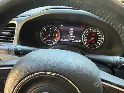 Jeep Renegade 2017 photo 3