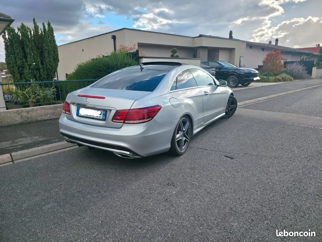 Mercedes-Benz E-Class 2012 photo 3