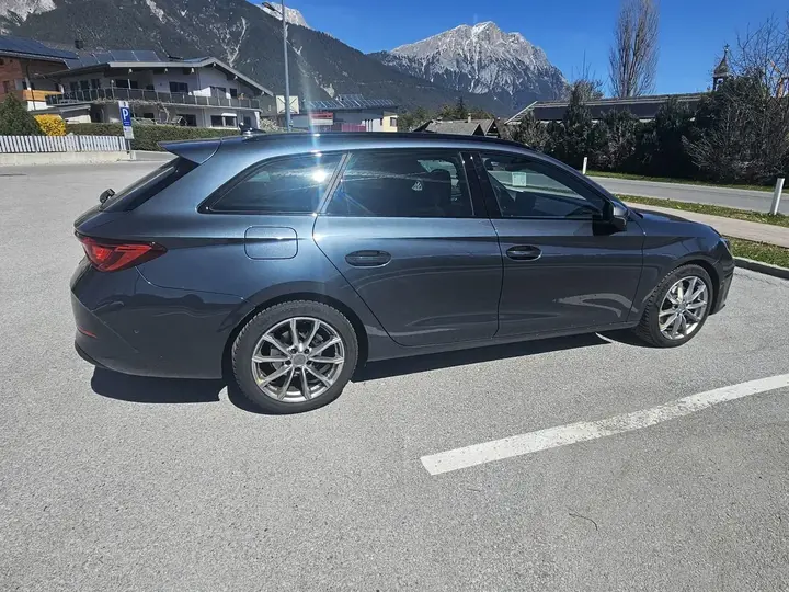 Cupra Leon 2023 photo 2