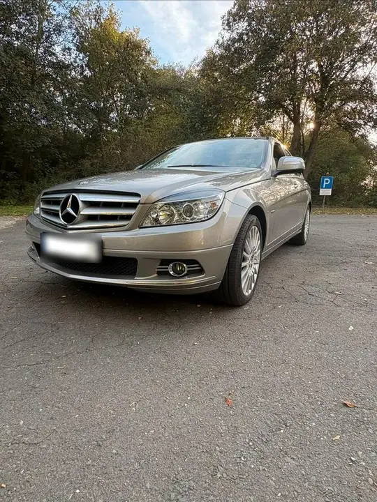 Mercedes-Benz C200