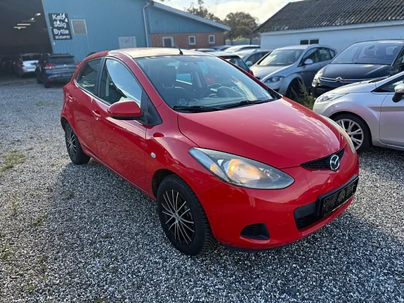 Mazda 2 2008 photo 3
