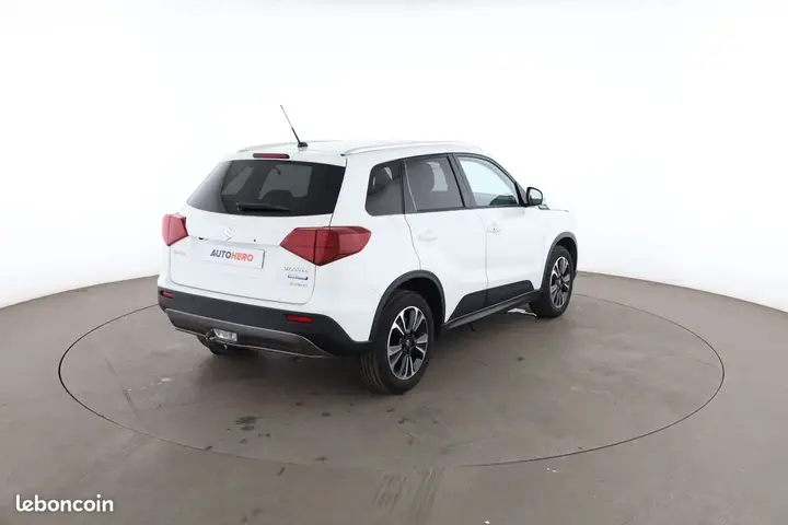 Suzuki Vitara 2021 photo 3