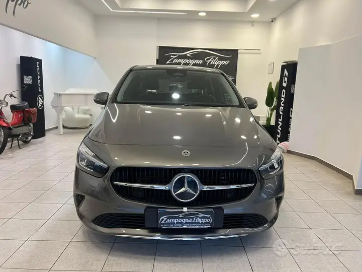 Mercedes-Benz B 180D 2023 photo 3
