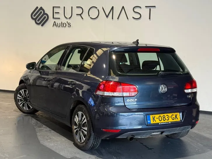 Volkswagen Golf 2011 photo 3