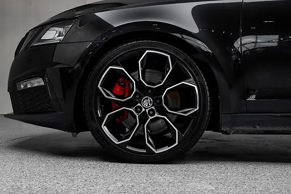 Skoda Octavia 2019 photo 4