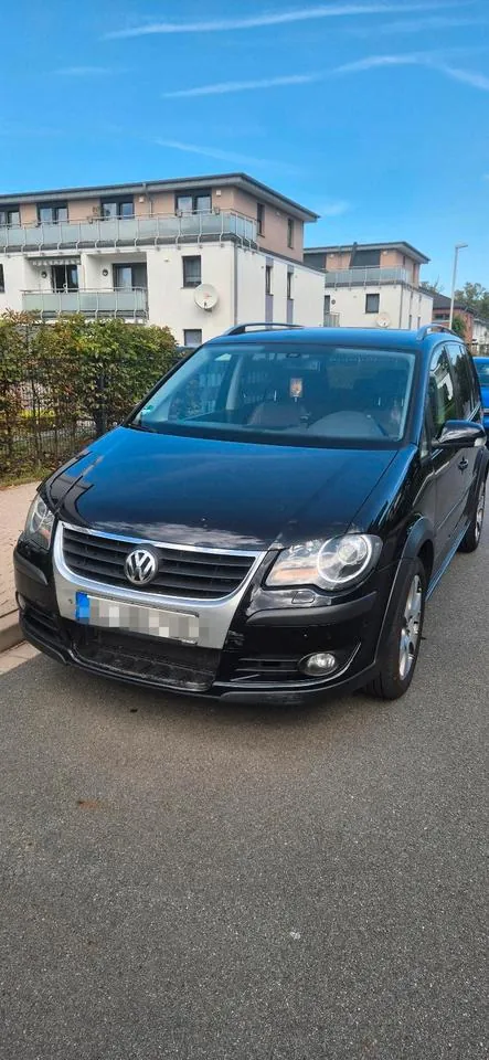 Volkswagen Touran Cross