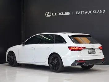 Audi A4 2022 photo 3