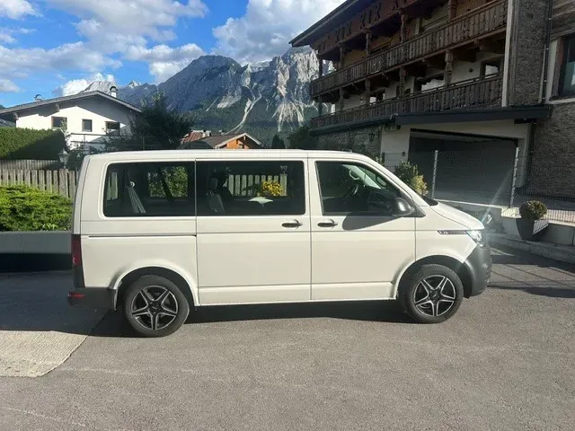 Volkswagen T6 2023 photo 3