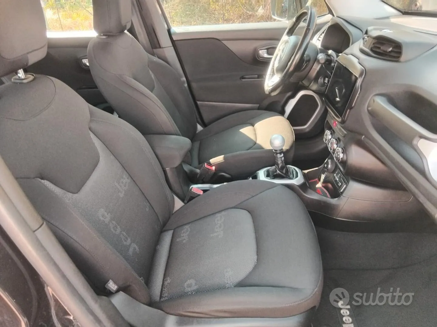 Jeep Renegade 2017 photo 3