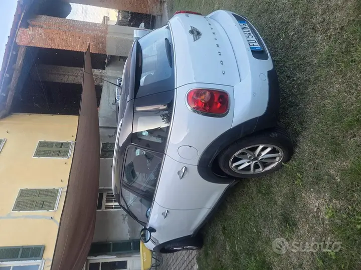 Mini Mini Countryman 2016 photo 2