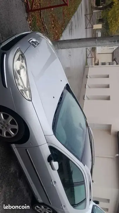 Peugeot 407 2005 photo 2