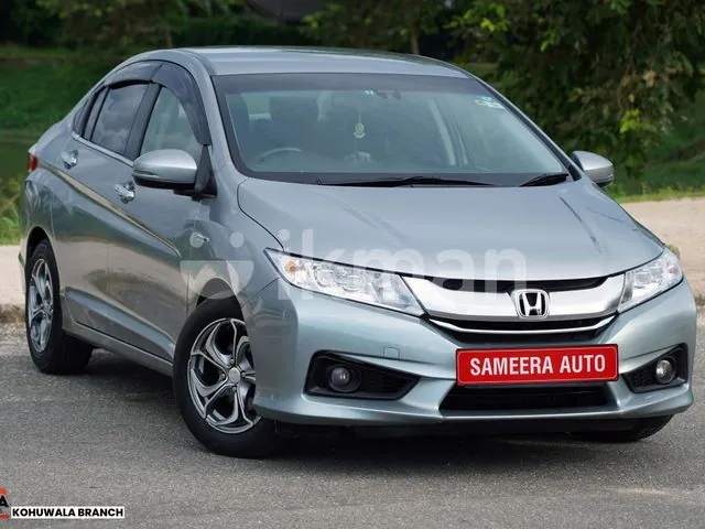 Honda Grace 2015 photo 3