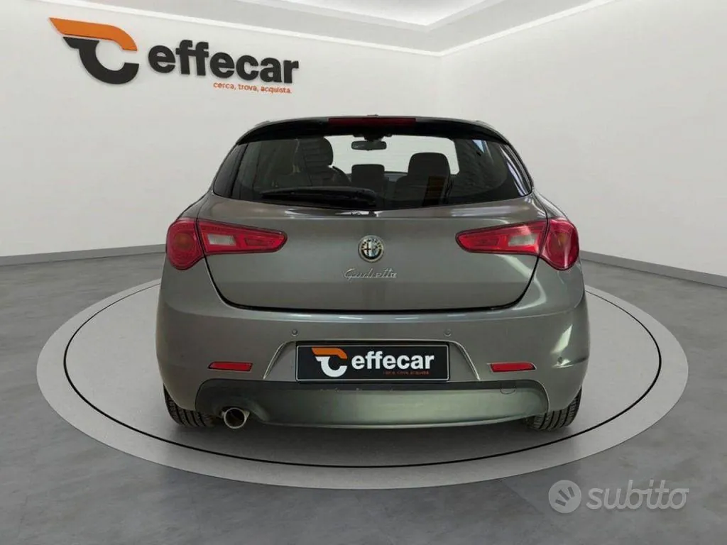 Alfa Romeo Giulietta 2014 photo 5
