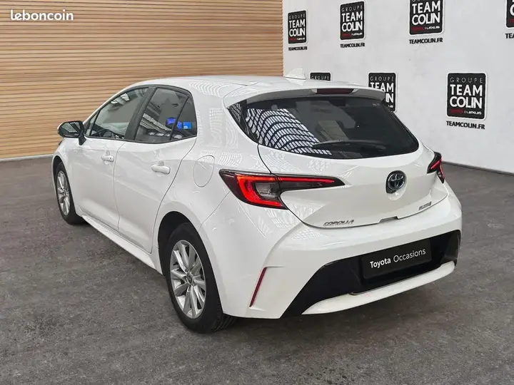 Toyota Corolla 2024 photo 3