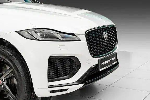 Jaguar F-Pace 2022 photo 2