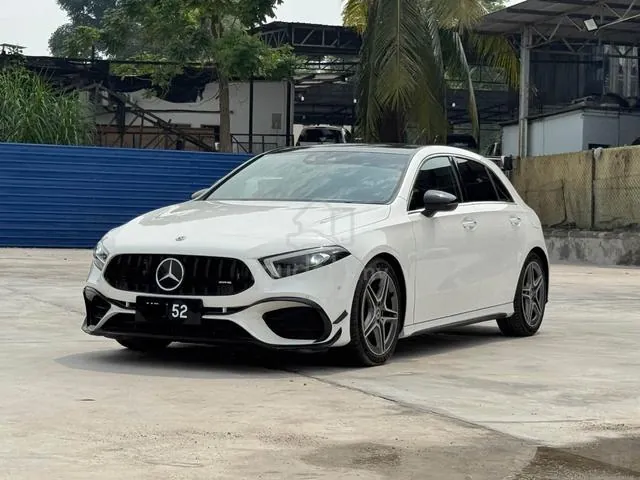 Mercedes-Benz A180
